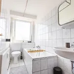 Stilvolles Inmitten Der Altstadt Appartamento Duisburgo